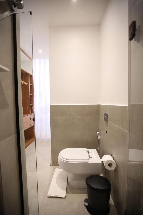 Unhotel - Aluguel De Temporada Avenida Atlantica, Posto 6 - Praia De Copacabana 里约热内卢 外观 照片