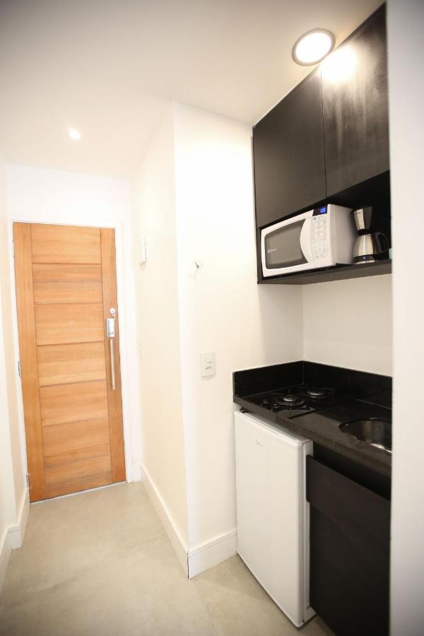Unhotel - Aluguel De Temporada Avenida Atlantica, Posto 6 - Praia De Copacabana 里约热内卢 外观 照片
